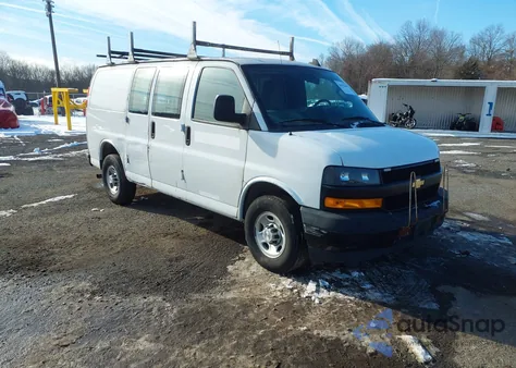 2019 Chevrolet Express 2500 Work Van from USA, damaged, VIN 1GCWGAFG0K1246480